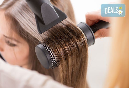 Дамско подстригване + чуплив сешоар